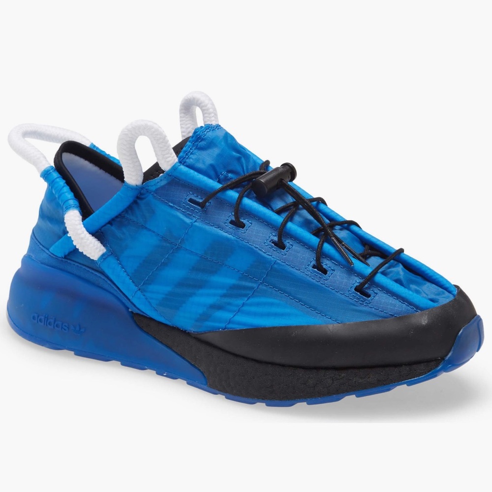 Adidas Blue and Black Sneakers Sleek Design lightly worn